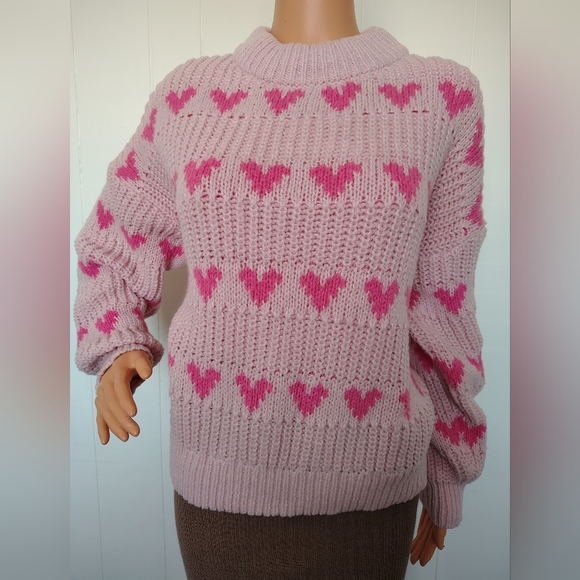 Sweaters - Major Label Group Pink Heart Pattern Sweater Size XL